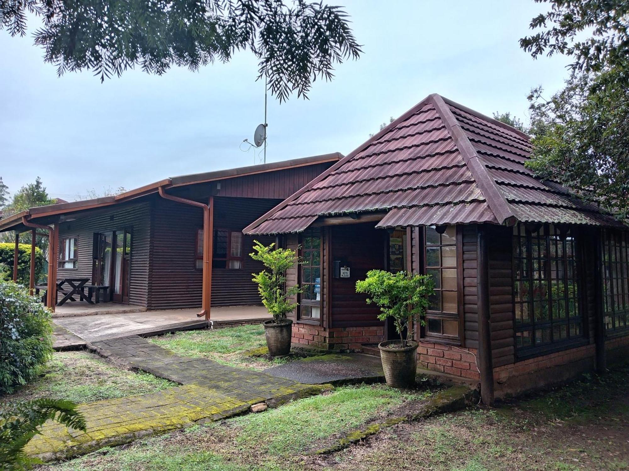 Log Cabin & Settlers Village Graskop Bagian luar foto