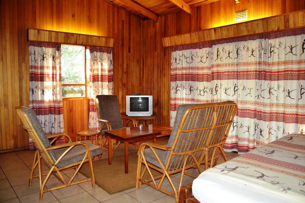Log Cabin & Settlers Village Graskop Bagian luar foto