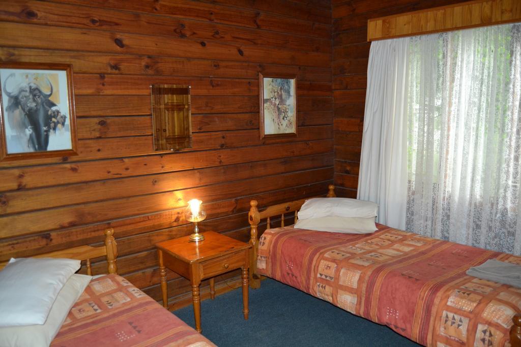 Log Cabin & Settlers Village Graskop Bagian luar foto