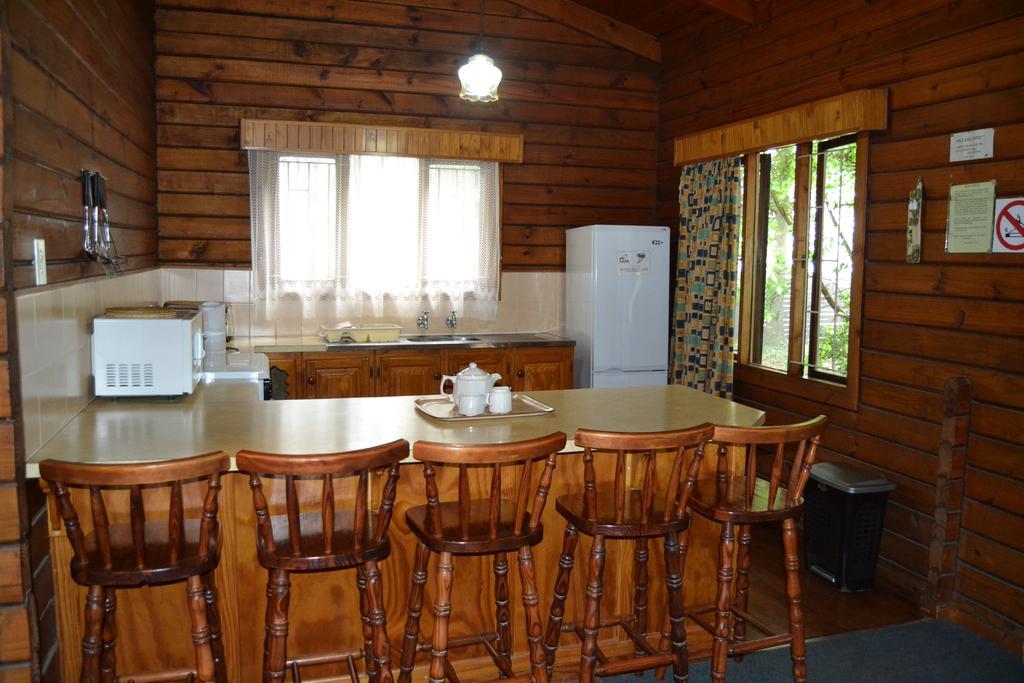 Log Cabin & Settlers Village Graskop Bagian luar foto