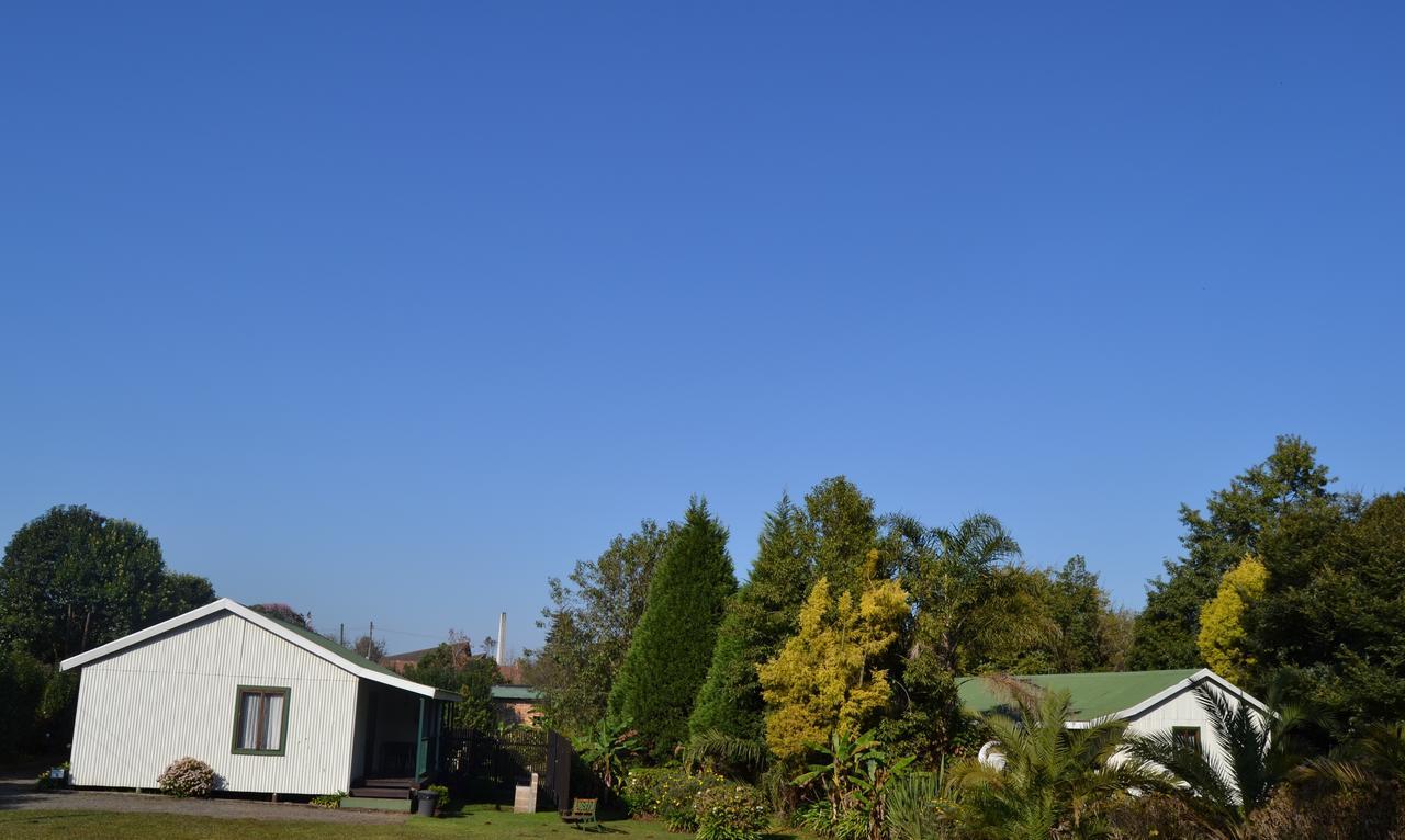 Log Cabin & Settlers Village Graskop Bagian luar foto